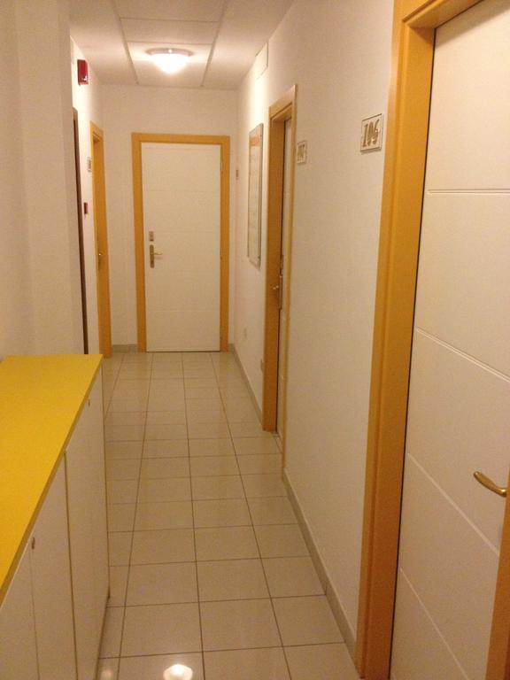 Hotel Vienna Сенигалия Екстериор снимка